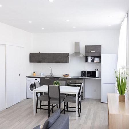 Le 29 - Emplacement Ideal Pour Ce T2 Épernay Exterior foto